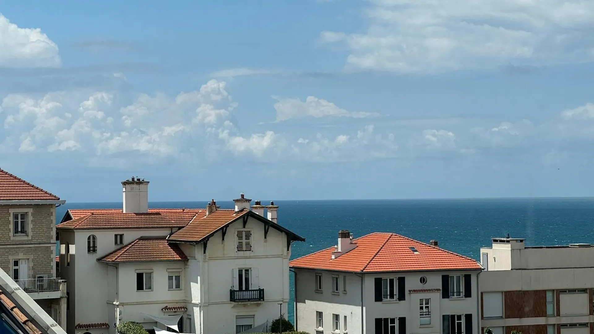Hypercentre Biarritz Superbe Appartement 50 M2 2 Mn Plage contacts